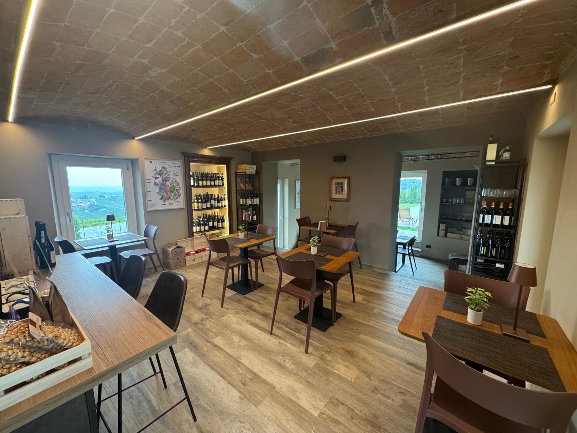 Villa Barbero Alba Langhe Mango ภายนอก รูปภาพ