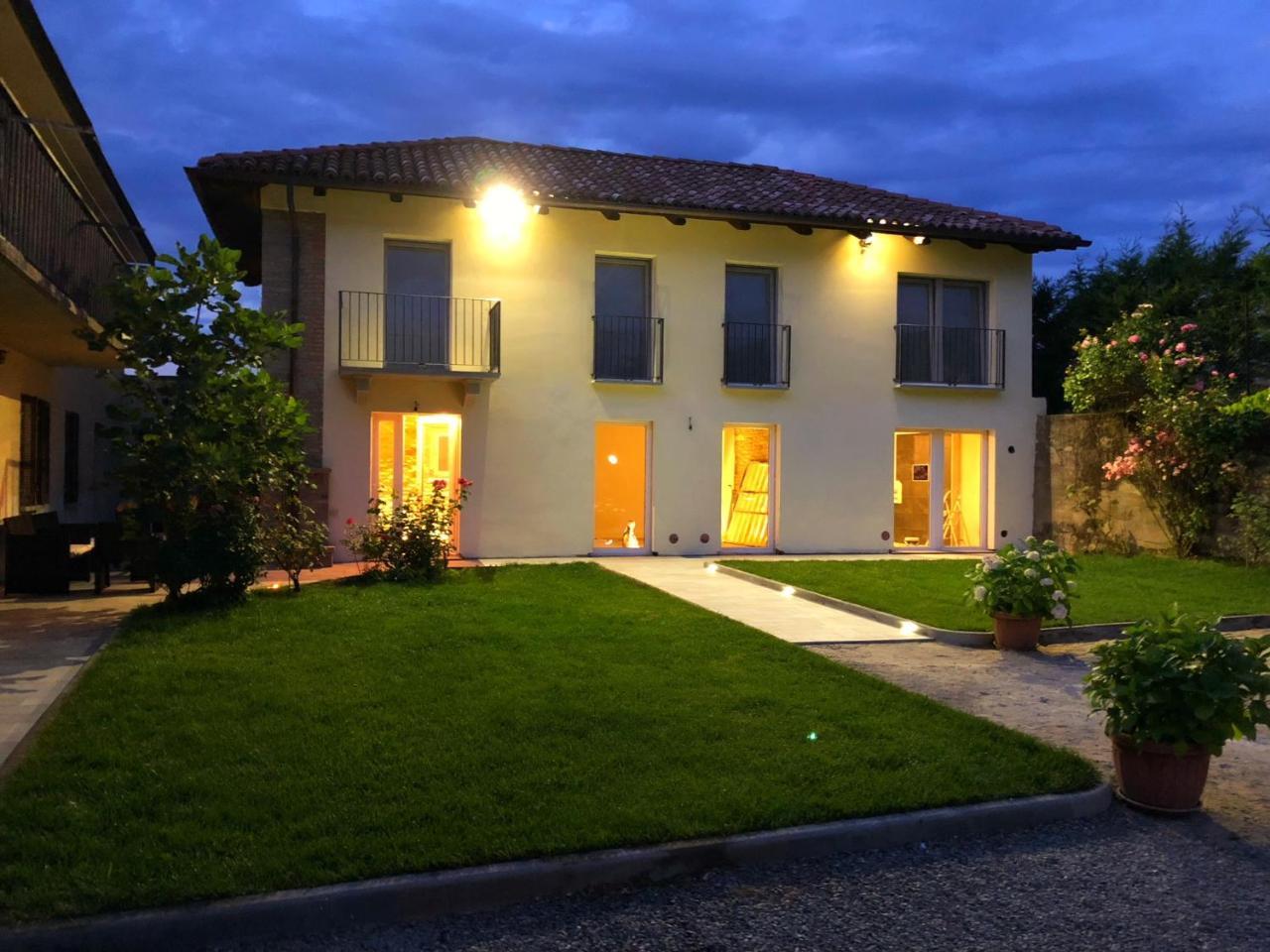 Villa Barbero Alba Langhe Mango ภายนอก รูปภาพ